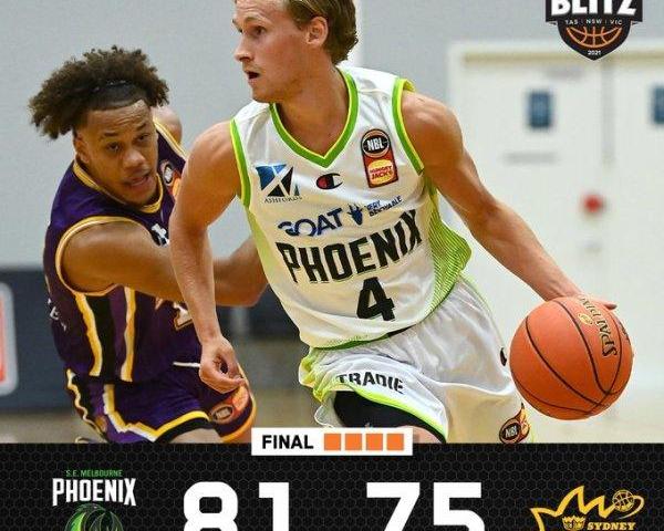 周琦五犯离场图片（周琦五犯离场）