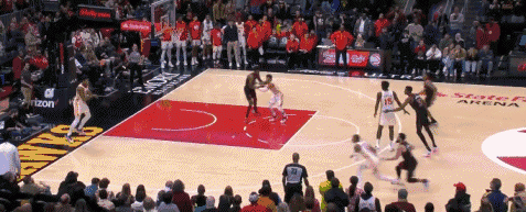 格里芬压哨三分（格里芬绝杀）