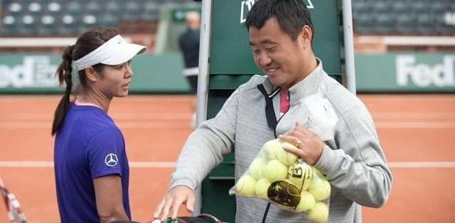 网球李娜百度（网球李娜吧）