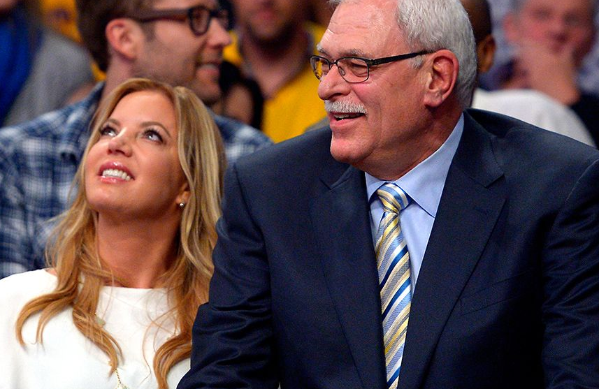 菲尔杰克逊和波波维奇谁地位高（菲尔 杰克逊）