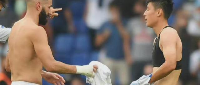 武磊与本泽马互换球衣文章（武磊与本泽马互换球衣）