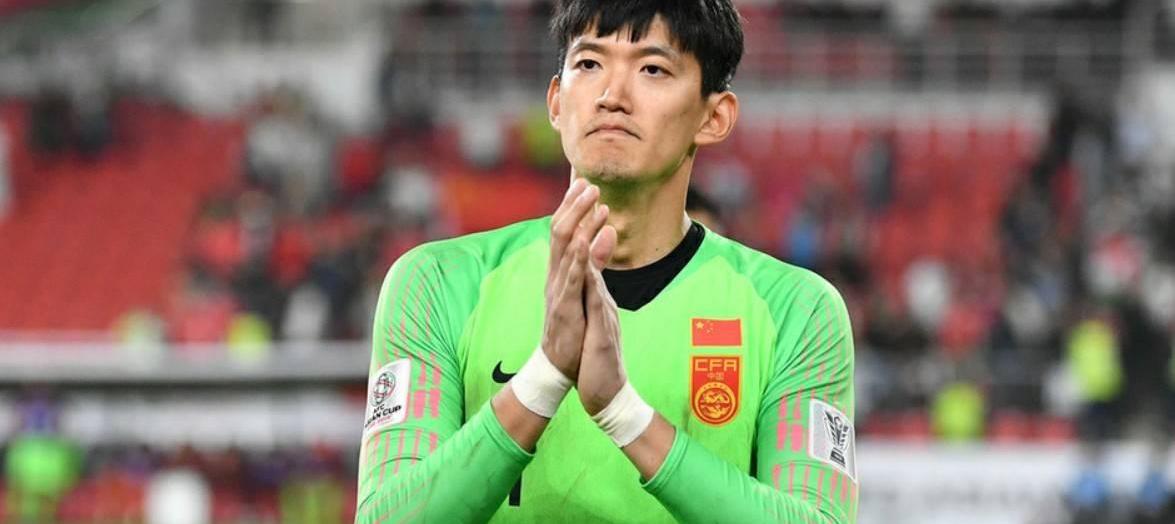 颜骏凌神扑（颜骏凌三连扑）