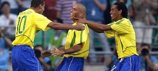 终极巨星里瓦尔多（绝对巨星里瓦尔多）