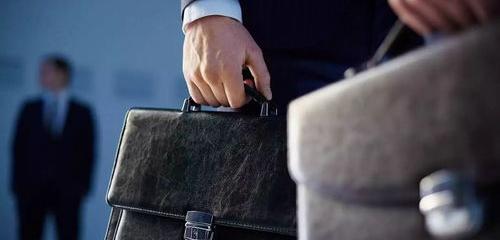 一般的离婚案律师费大概多少（打离婚官司律师的费用是多少）