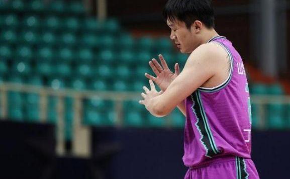 欧美高大威猛美女图片 大黑吊