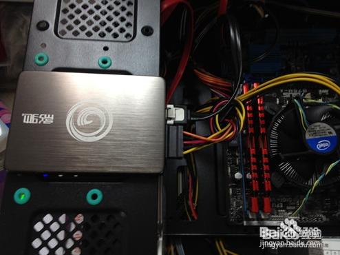 硬盘安装（固态硬盘怎么安装）