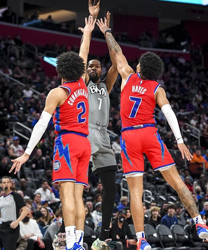 杜兰特51分伦纳德37分（杜兰特51分）