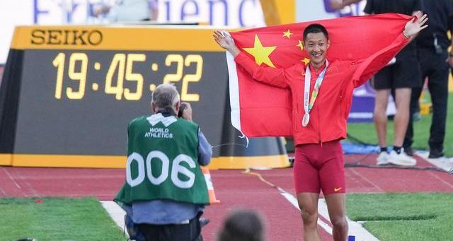 王嘉男夺得世锦赛男子跳远冠军是谁（王嘉男夺得世锦赛男子跳远冠军）