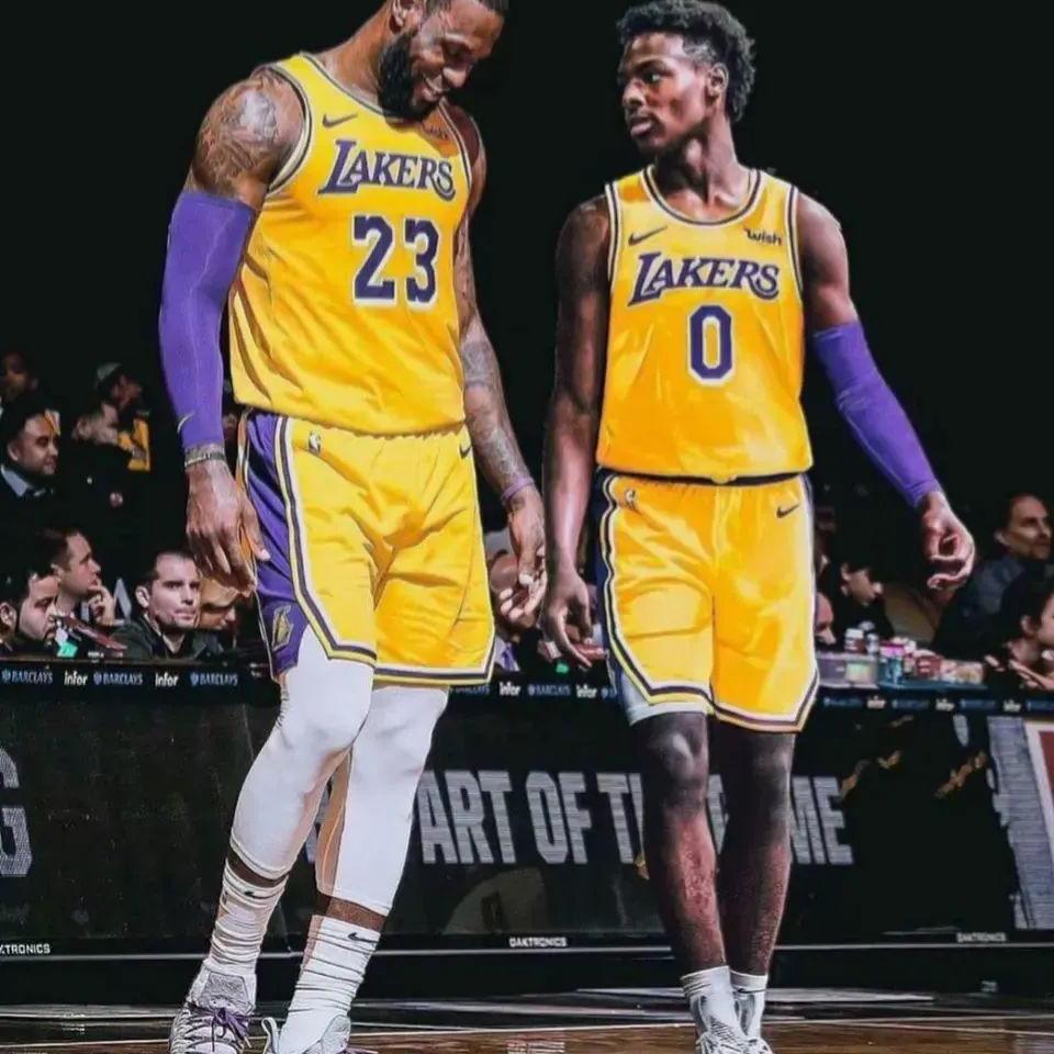 詹姆斯儿子半月板撕裂文章（詹姆斯儿子半月板撕裂）