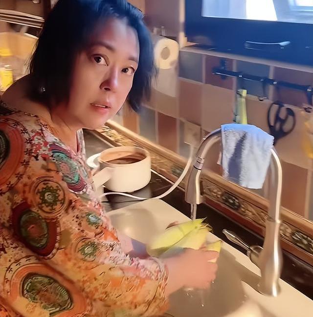 李菁菁与老公（李菁菁老公）