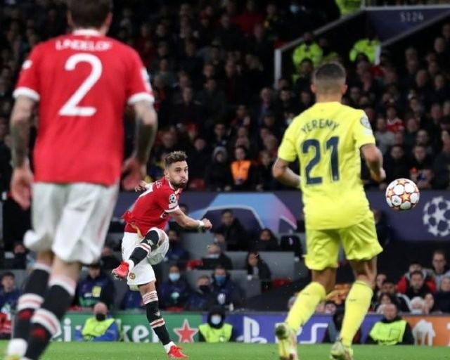 曼联3球大逆转c罗上演绝杀（C罗读秒绝杀 曼联2比1欧冠首胜）