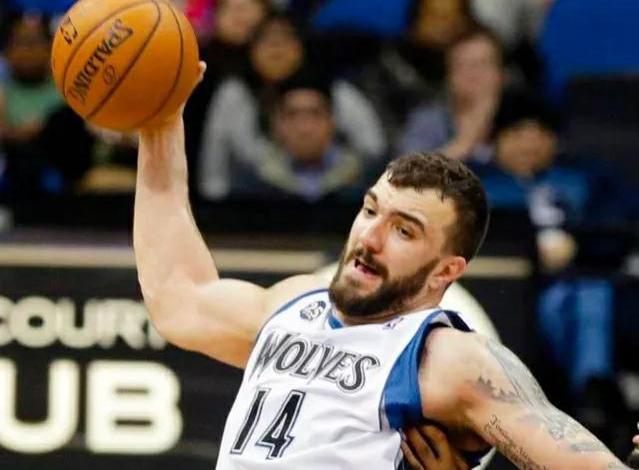 安德鲁-拜纳姆（安德鲁 拜纳姆）