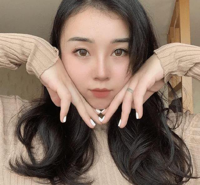 张曼源看书事件（张曼源）