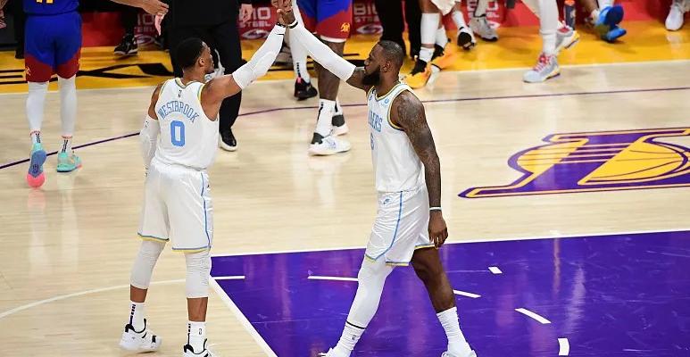 掘金vs湖人预测,湖人大胜掘金