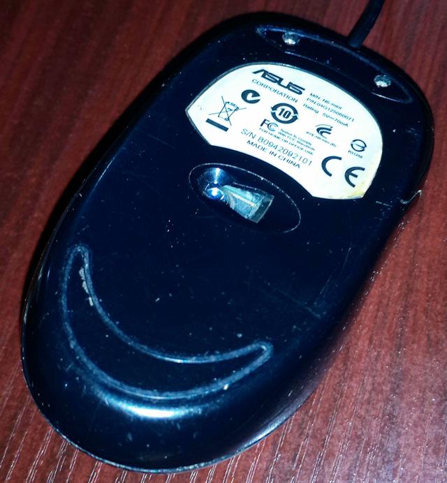 鼠标怎么拆开（拆一只老旧的华硕鼠标）