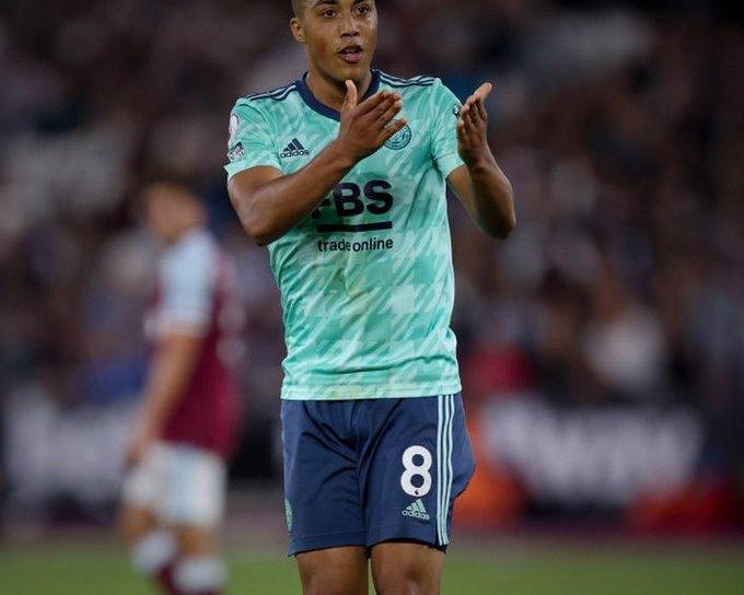 曼联爆冷输球（曼城爆冷输球）