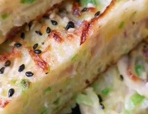 洋葱加鸡蛋这样做太香了,不用炒,不凉拌,出锅孩子抢着吃,解馋