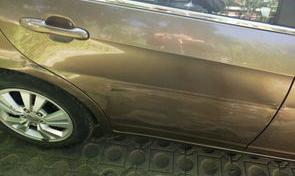 被车撞了对方全责，这要怎么赔偿？ 被车撞了对方全责怎么赔偿