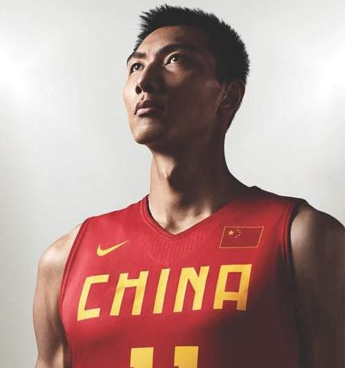 易建联官方年龄（易建联实际年龄）