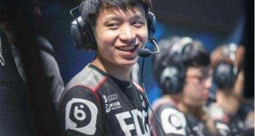 厂长退役是什么时候（厂长退役）