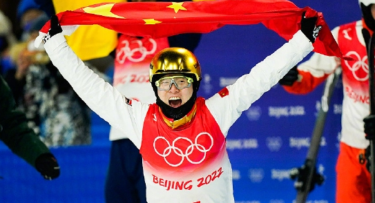 徐梦桃和齐广璞顶峰相见在第几集（徐梦桃和齐广璞顶峰相见）