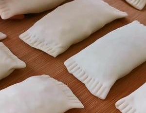 豆腐不再炒着吃,加一把韭菜,比吃肉还香,吃一次就忘不了