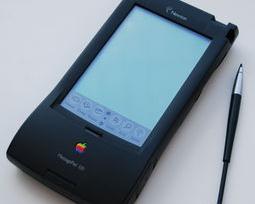 三星和华硕的笔记本哪个好？（三星掌上电脑）