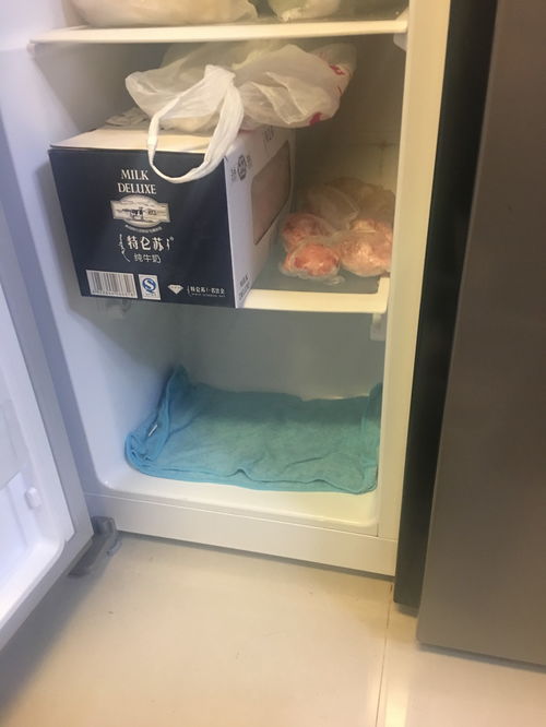 超市冰箱为什么一直流水出来？（冰箱出水）