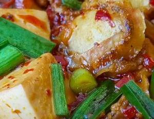 香菇扇贝豆腐可以一起炖吗（香辣美味的扇贝豆腐煲,香啊）