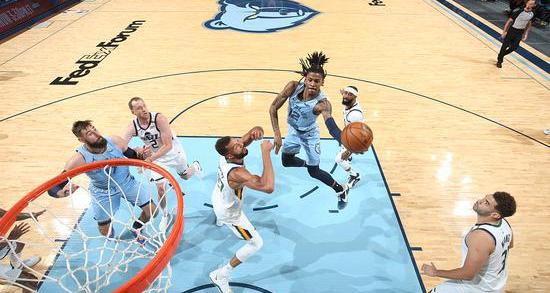 灰熊和爵士比分（爵士力克灰熊扳平总比分）