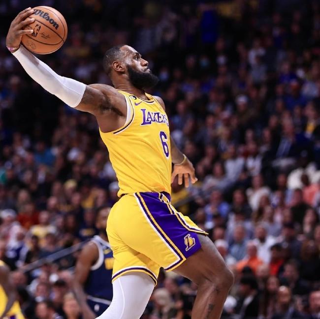 詹姆斯所承诺的没兑现（詹姆斯晒承诺）