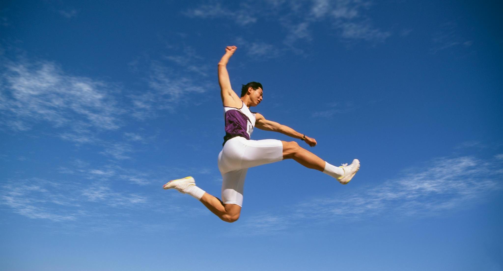 助跑跳远规则（跳远规则）