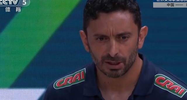 意大利女排25号美女（中国女排22-25意大利女排）