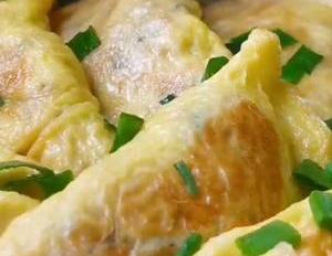 我家五花肉从来不红烧,加5个鸡蛋,不用炒不用蒸,上桌瞬间被扫光