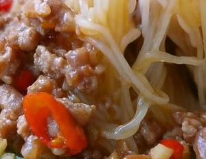 青菜粉丝的做法（青菜好吃又简单的做法,加点粉丝太美味了）