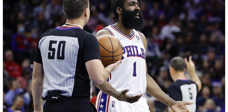 火箭保罗受伤图片（火箭保罗受伤）