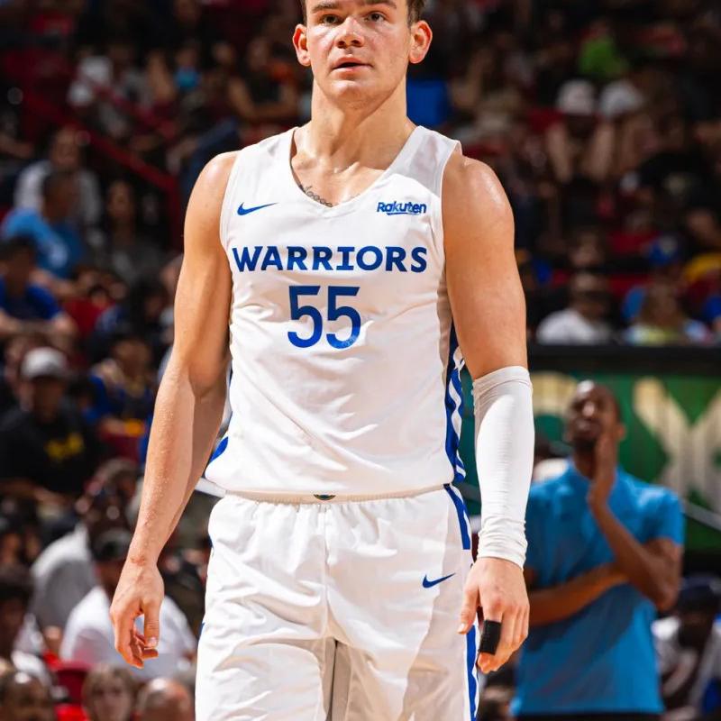 詹姆斯6代（詹姆斯6）