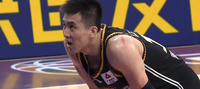 郭艾伦30分（郭艾伦15分）