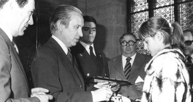 科马内奇动作（科马内奇）