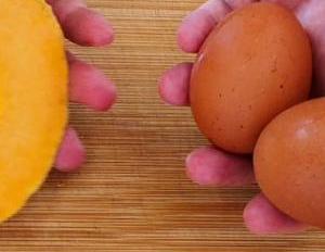 一块南瓜4个鸡蛋,教你做出营养又美味的早餐,多吃还不胖