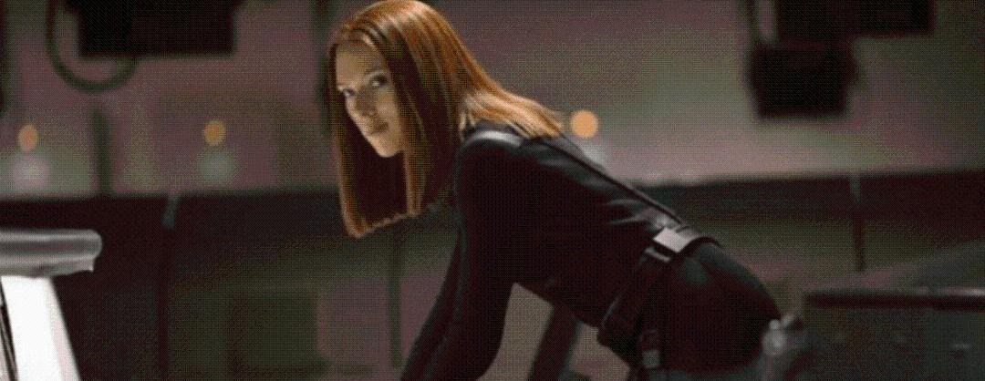 震波女斯凯_振波女