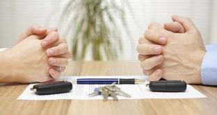 夫妻出轨离婚的财产怎么分配？ 夫妻离婚财产怎么分配