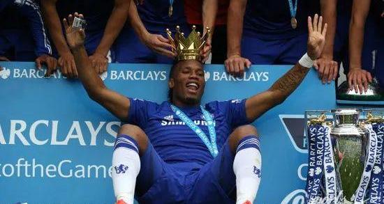 刘德华拿巴雷特_德罗巴 刘德华