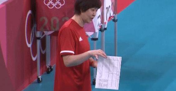 郎平卸任后首次接受采访的时间_郎平卸任后首次接受采访