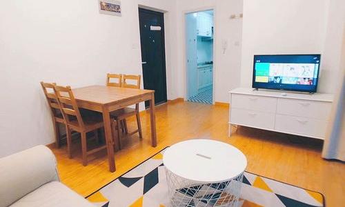 西峰有一室一厅的房子出租吗？ 一室一厅出租200每月