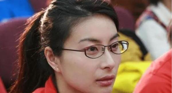 霍启刚娶郭晶晶有什么目的吗_霍启刚为什么娶郭晶晶