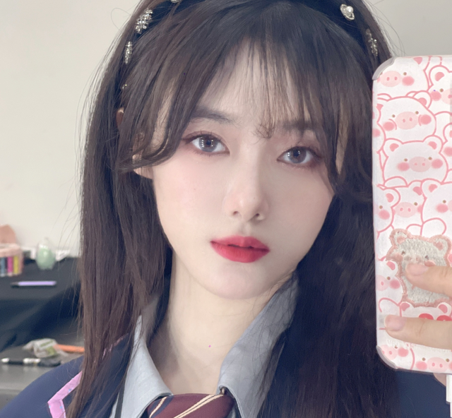 lpl小钰照片_lpl小钰