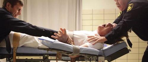 古代怎样惩罚妃子？ 死刑注射和枪毙自选吗