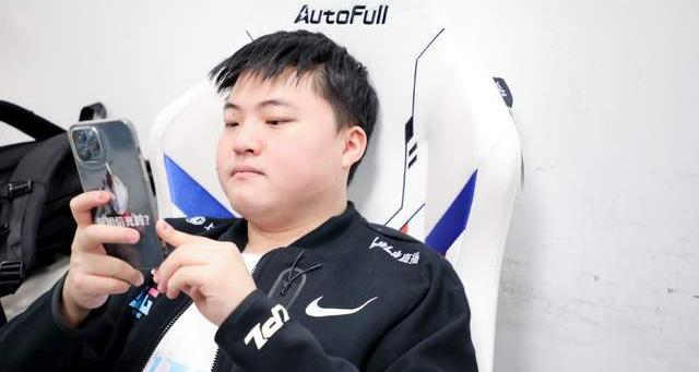 uzi为什么不能上场_uzi为什么不上场