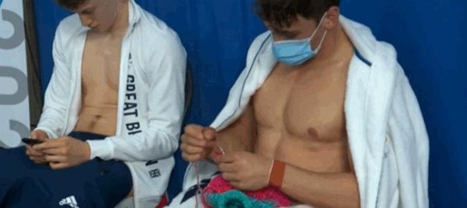 英国名将戴利失误后织毛衣_戴利失误后织毛衣